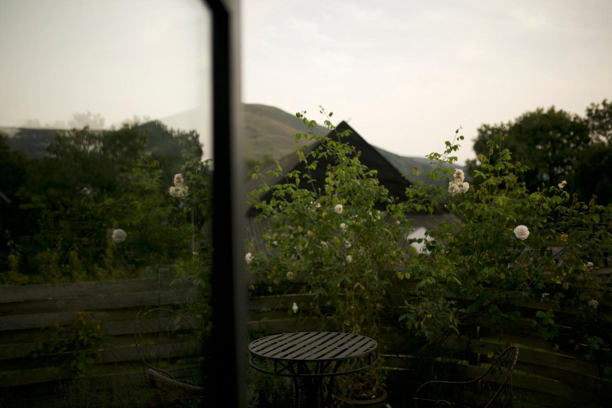 Two Unique Cabins Wrapped In Beautiful Welsh Scenery Presteigne Eksteriør bilde
